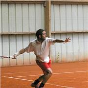 doy clases de tenis a todas las edades,más de 20 años de experiencia